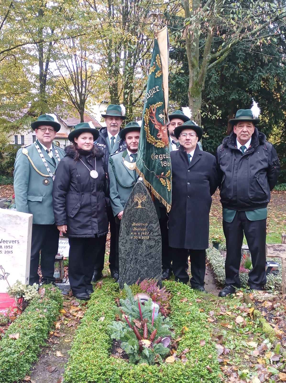 Bilder am Grabe von Helmut Hahne